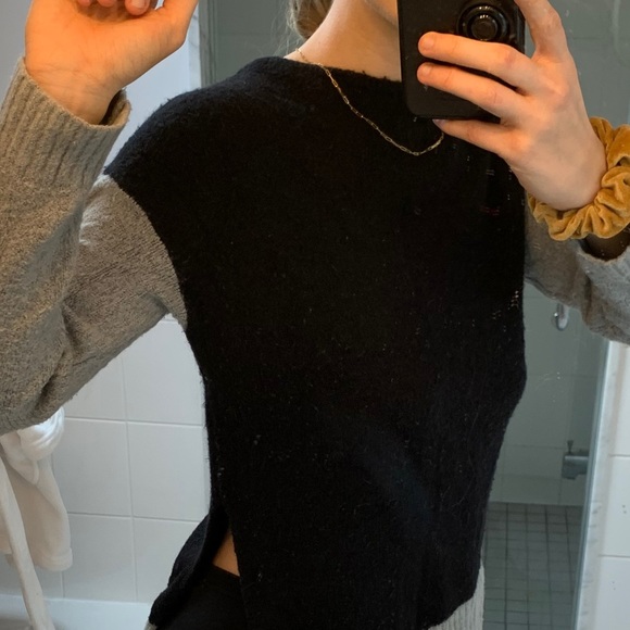 Zara KNIT Collection Dual Color Sweater - Picture 2 of 6